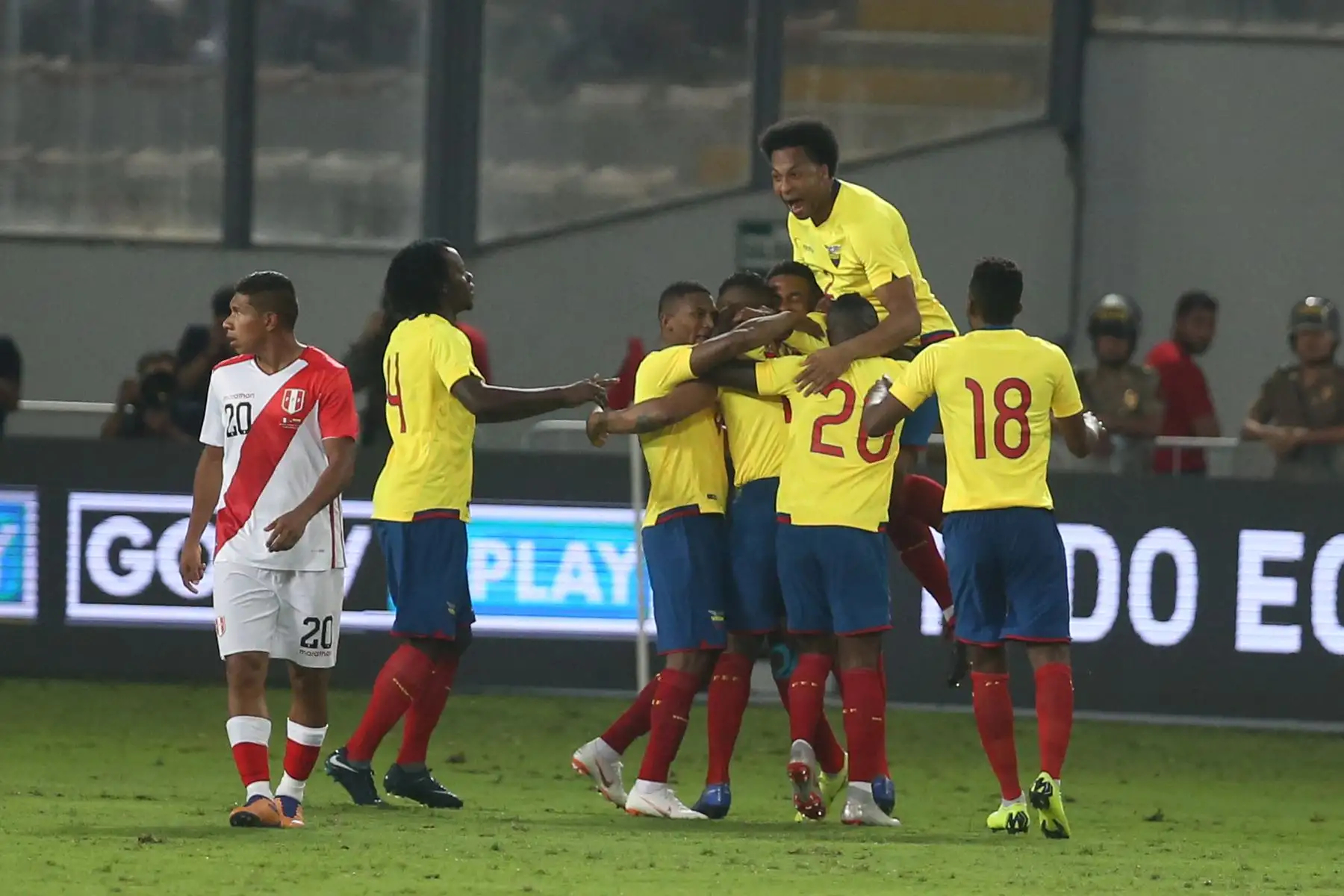 Selección peruana de fútbol se enfrenta a su similar de Ecuador en partido amistoso por la fecha FIFA. Foto: ANDINA/Vidal Tarqui