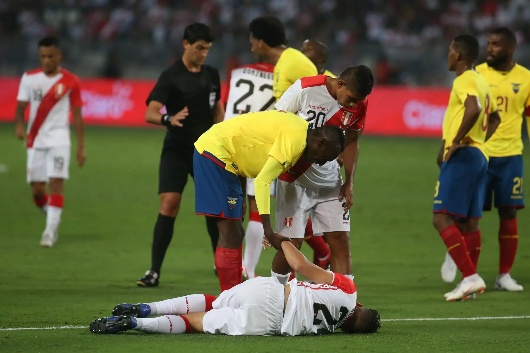 Selección peruana de fútbol se enfrenta a su similar de Ecuador en partido amistoso por la fecha FIFA. Foto: ANDINA/Vidal Tarqui