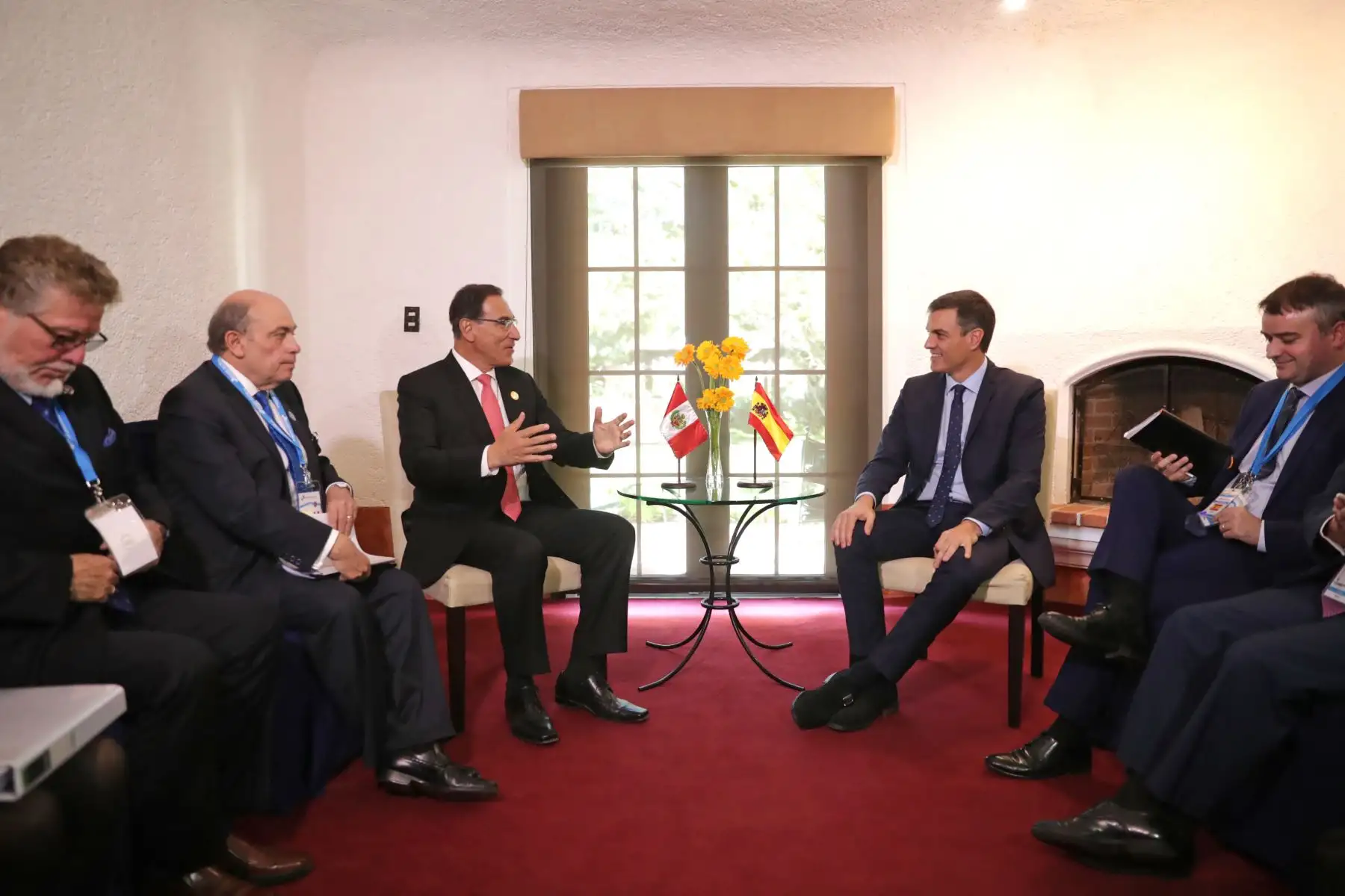 Presidente Vizcarra en reunión bilateral con el presidente del Gobierno español Foto: ANDINA/Prensa Presidencia