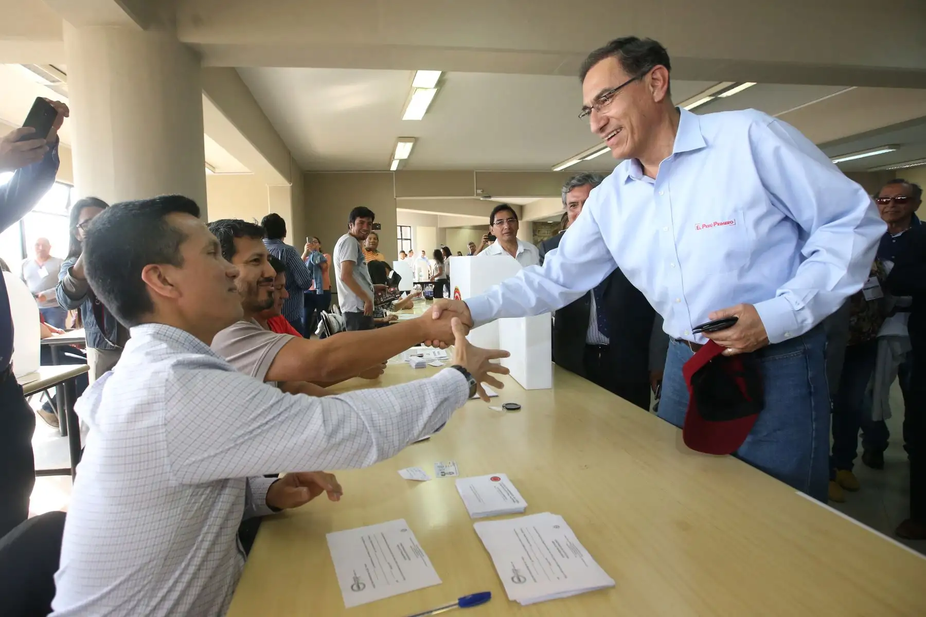 Presidente Vizcarra durante las votaciones del colegio de ingenieros en la UNI. Foto: ANDINA/Vidal Tarqui