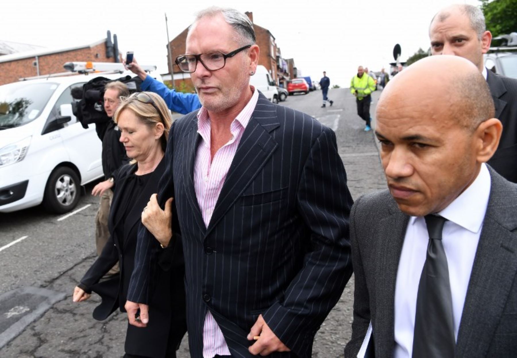 Paul Gascoigne debe comparecer ante tribunales ingleses por acusación de agresión sexual