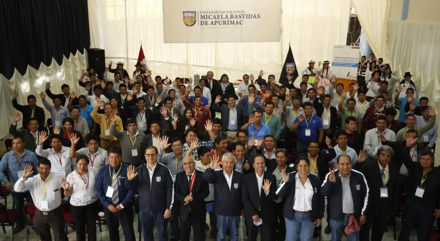 Presidente del Consejo de Ministros, César Villanueva, participa en taller de inducción para autoridades electas de Apurímac.