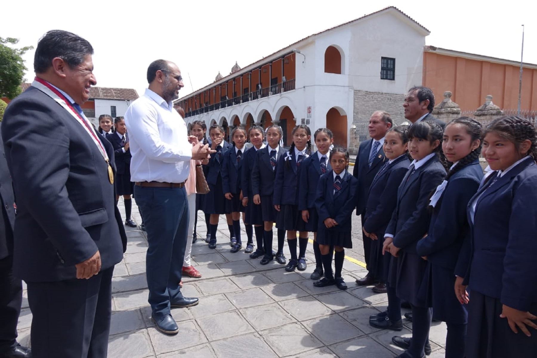 Ministro de Educación, Daniel Alfaro en Ayacucho Foto: Minedu