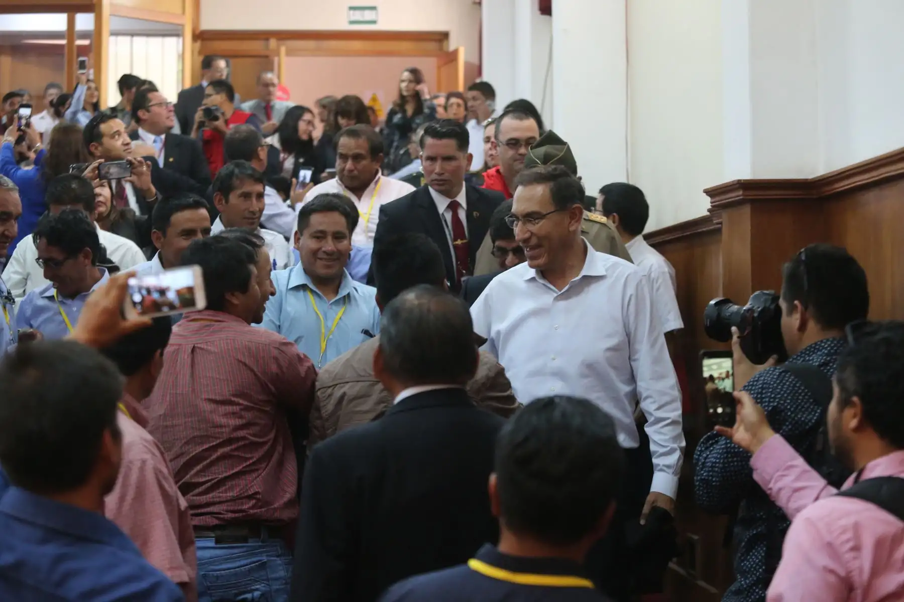 Presidente Martín Vizcarra participó en el taller de inducción para la transferencia y buen inicio de gestión dirigido a autoridades municipales, distritales y provinciales, recientemente electas en la región Arequipa.Foto: ANDINA/Prensa Presidencia