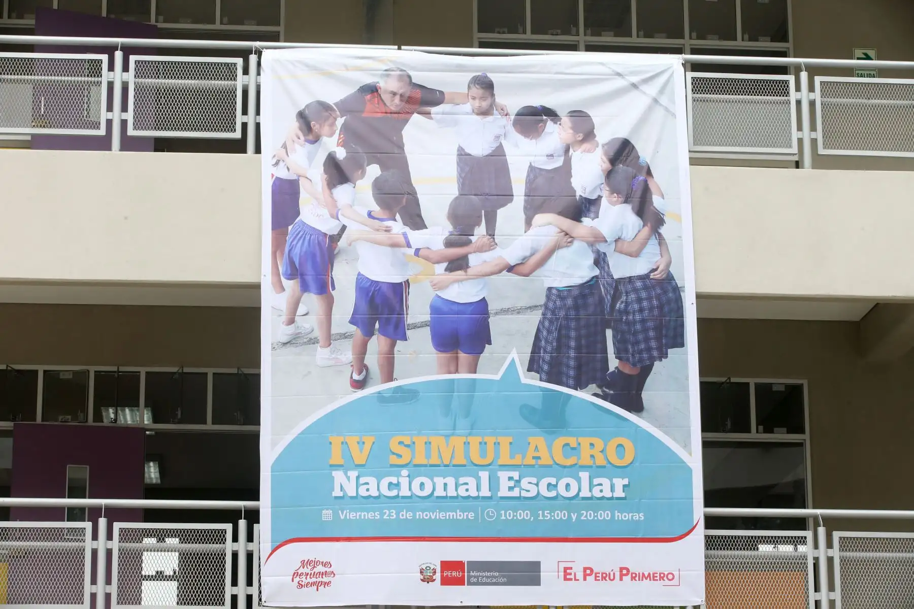 Hoy se desarrolló el IV Simulacro Nacional de Sismo 2018 en 112 mil 728 colegios públicos y privados, a fin de mantener a escolares, profesores, padres de familia y directivos preparados para una evacuación rápida.Foto: ANDINA/Vidal Tarqui