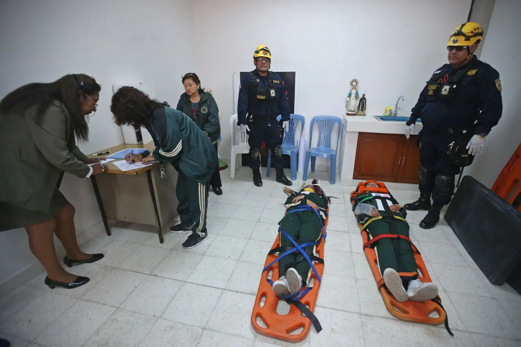 Hoy se desarrolló el IV Simulacro Nacional de Sismo 2018 en 112 mil 728 colegios públicos y privados, a fin de mantener a escolares, profesores, padres de familia y directivos preparados para una evacuación rápida.Foto: ANDINA/Vidal Tarqui