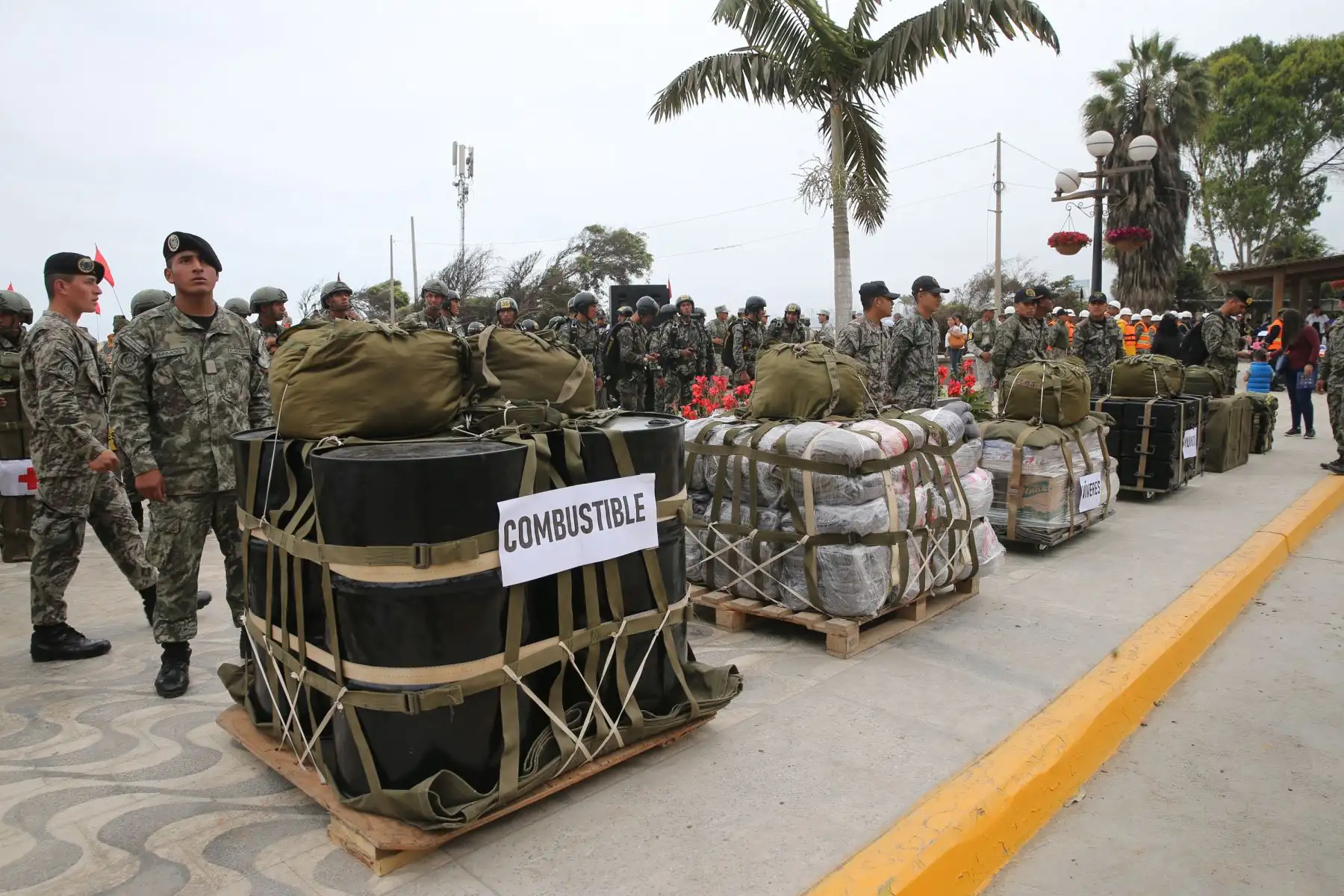 Presentación de ejercicios de respuesta  rápida ante desastres naturales  "Olas Solidarias" entre las fuerzas navales americanas y la marina de guerra del Perú  Foto: ANDINA/Norman Córdova