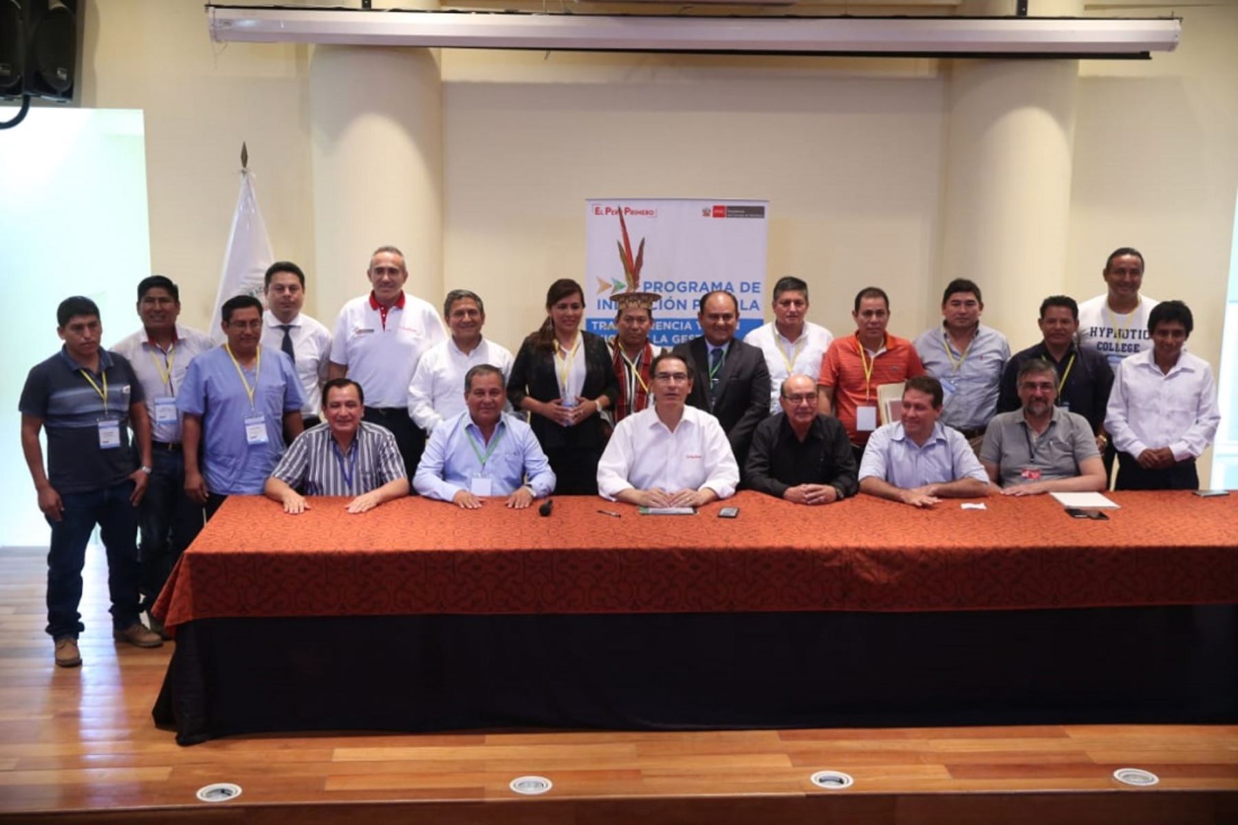 Presidente Martín VIzcarra encabezó taller de inducción para autoridades regionales y municipales electas.