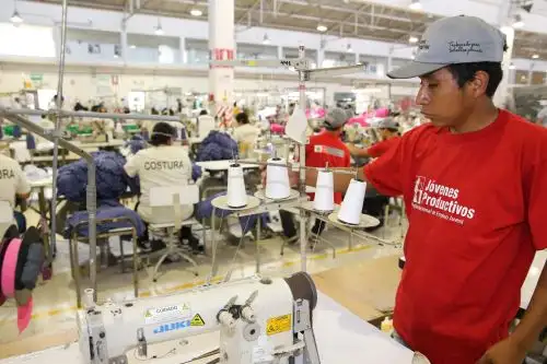 Ministerio de Trabajo crea Comisión Intergubernamental para agilizar trabajo con los gobiernos regionales y promover inversiones. ANDINA/Difusión