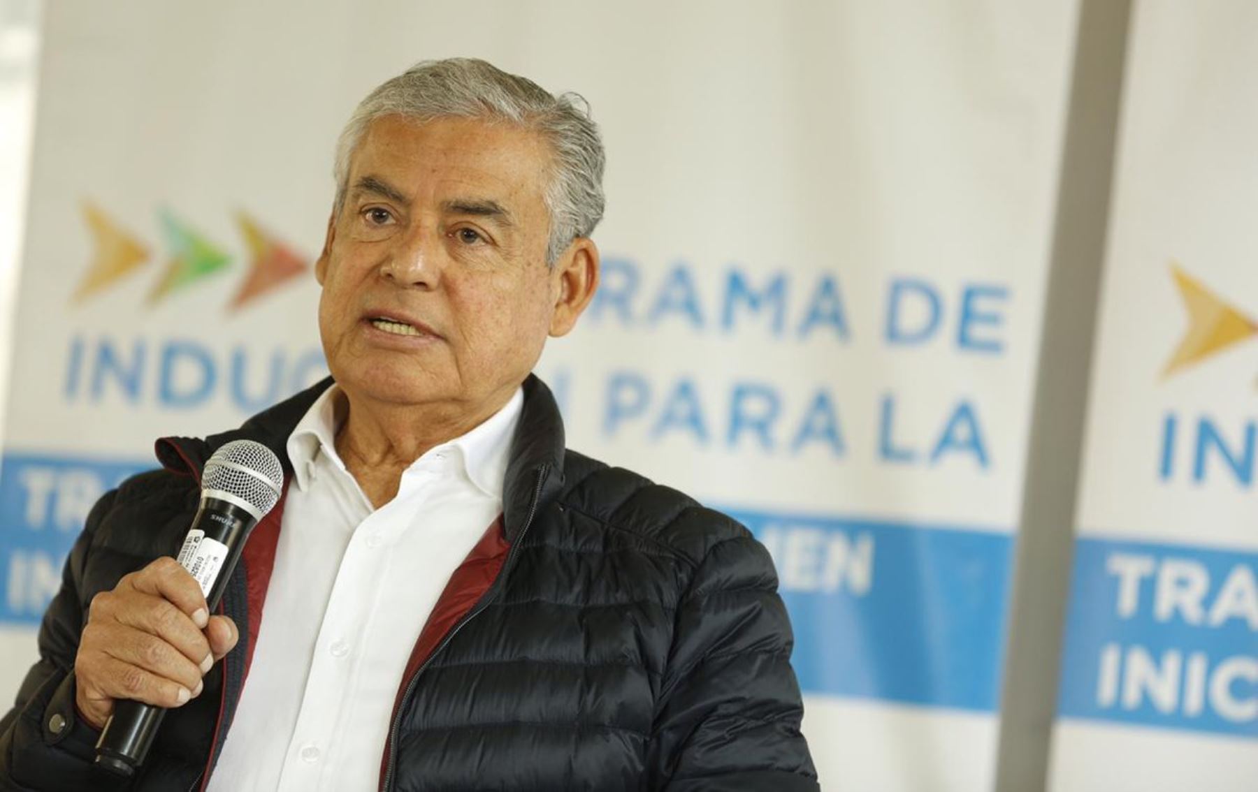 Presidente del Consejo de Ministros, César Villanueva, participó en taller de inducción para autoridades electas en Junín.