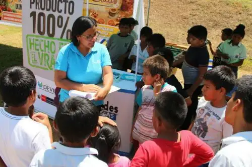 Devida y Comando Conjunto de las Fuerzas Armadas brindan atenciones de salud y otros servicios sociales en el Vraem. ANDINA/Difusión