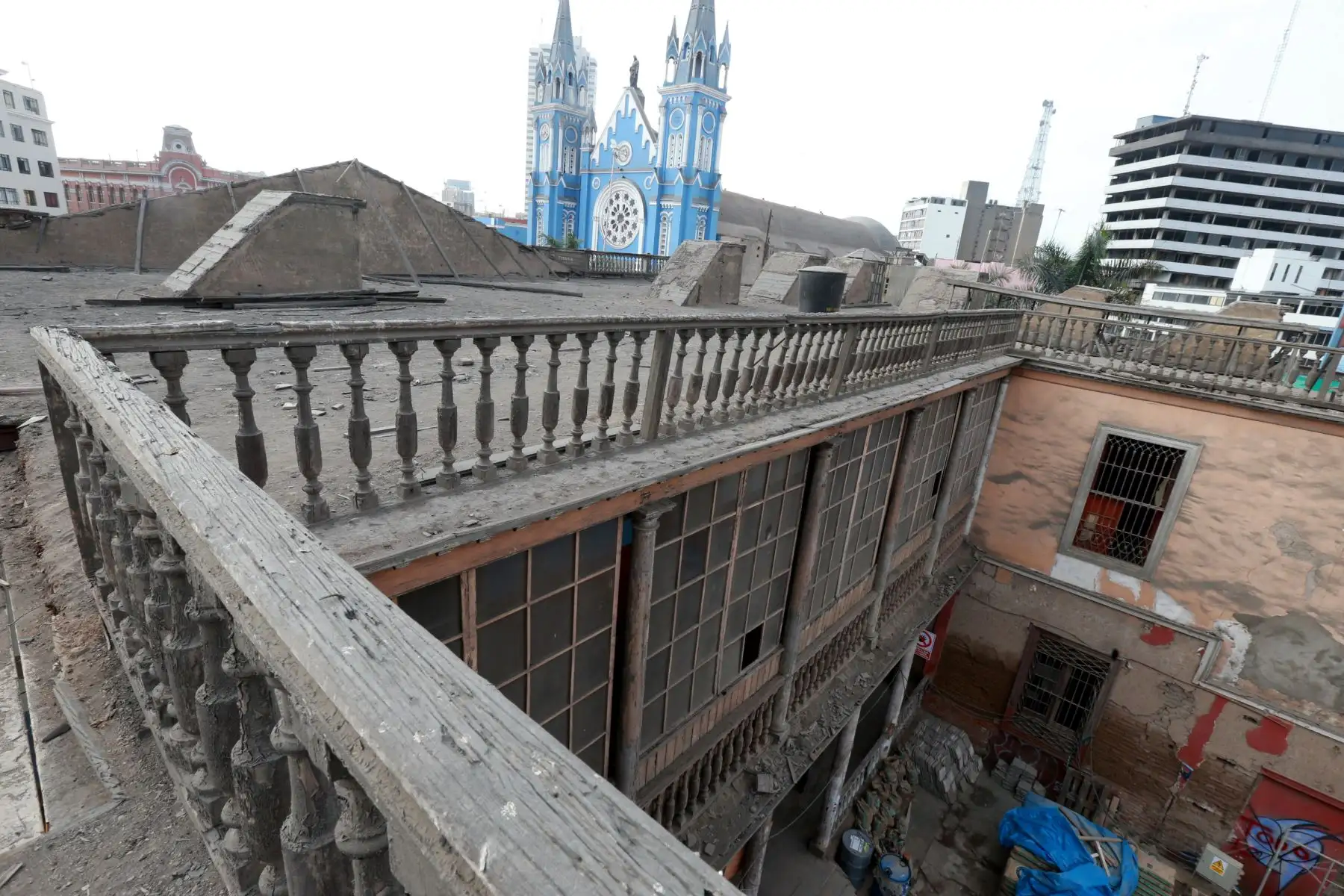 La Municipalidad de Lima  inicia los trabajos de restauración y puesta en valor del histórico Hospicio Bartolomé Manrique de la Plaza Francia .Foto: ANDINA/Norman Córdova