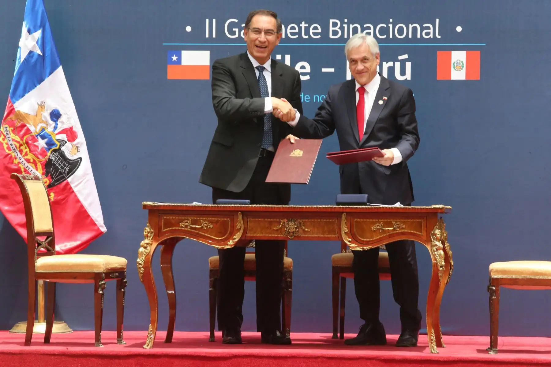 Presidente Vizcarra y su homólogo chileno, Sebastián Piñera en el II Gabinete Binacional Chile - Perú, que se realiza en Santiago de Chile.Foto: ANDINA/Prensa Presidencia