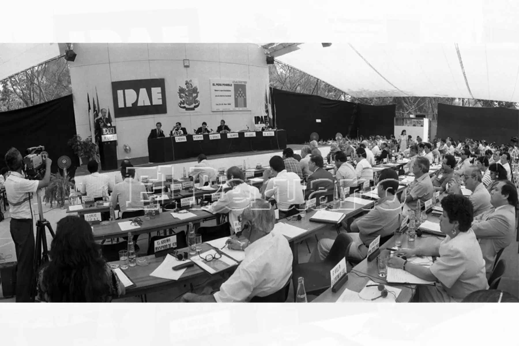 Ica - 23 noviembre 1990 / Conferencia Anual de Ejecutivos - CADE 90. Foto: Archivo Histórico de EL PERUANO / Leoncio Mariscal