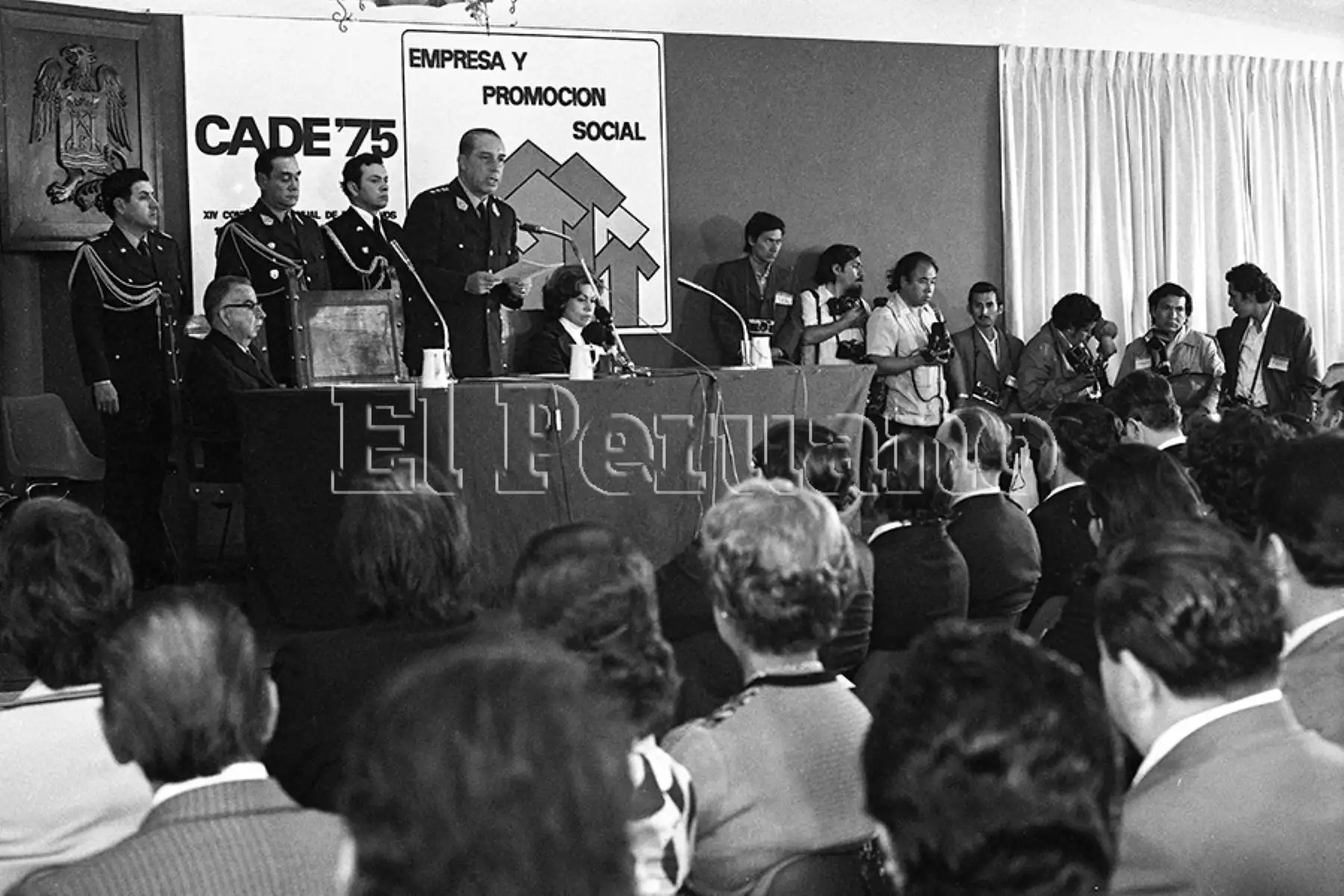 Trujillo - 19 octubre 1975 / El presidente Francisco Morales Bermúdez en la Conferencia Anual de Ejecutivos -  CADE 75. Foto: Archivo Histórico de EL PERUANO / Rómulo Luján