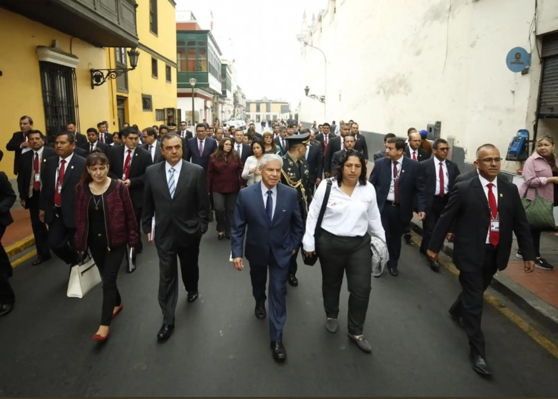 Presidente del Consejo de Ministros, César Villanueva, y su Gabinete, acuden al Congreso para participar en debate sobre presupuesto 2019.