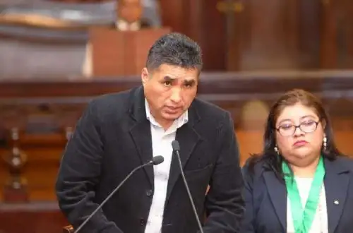 El Juzgado Supremo de Investigación Preparatoria impuso cinco años de cárcel efectiva contra el exjuez de Pasco Jorge Balbín Olivera, por el delito de cohecho pasivo específico, tras haber solicitado, en el ejercicio de su cargo, una coima para favorecer a un acusado por delito de violación.
