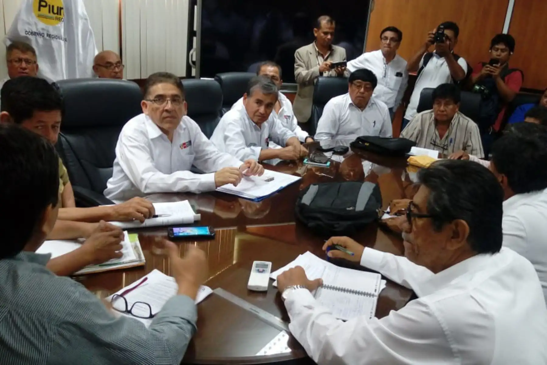El viceministro de Políticas Agrarias, William Arteaga, encabezó instalación de mesa de diálogo con los productores de mango del valle piurano de San Lorenzo.