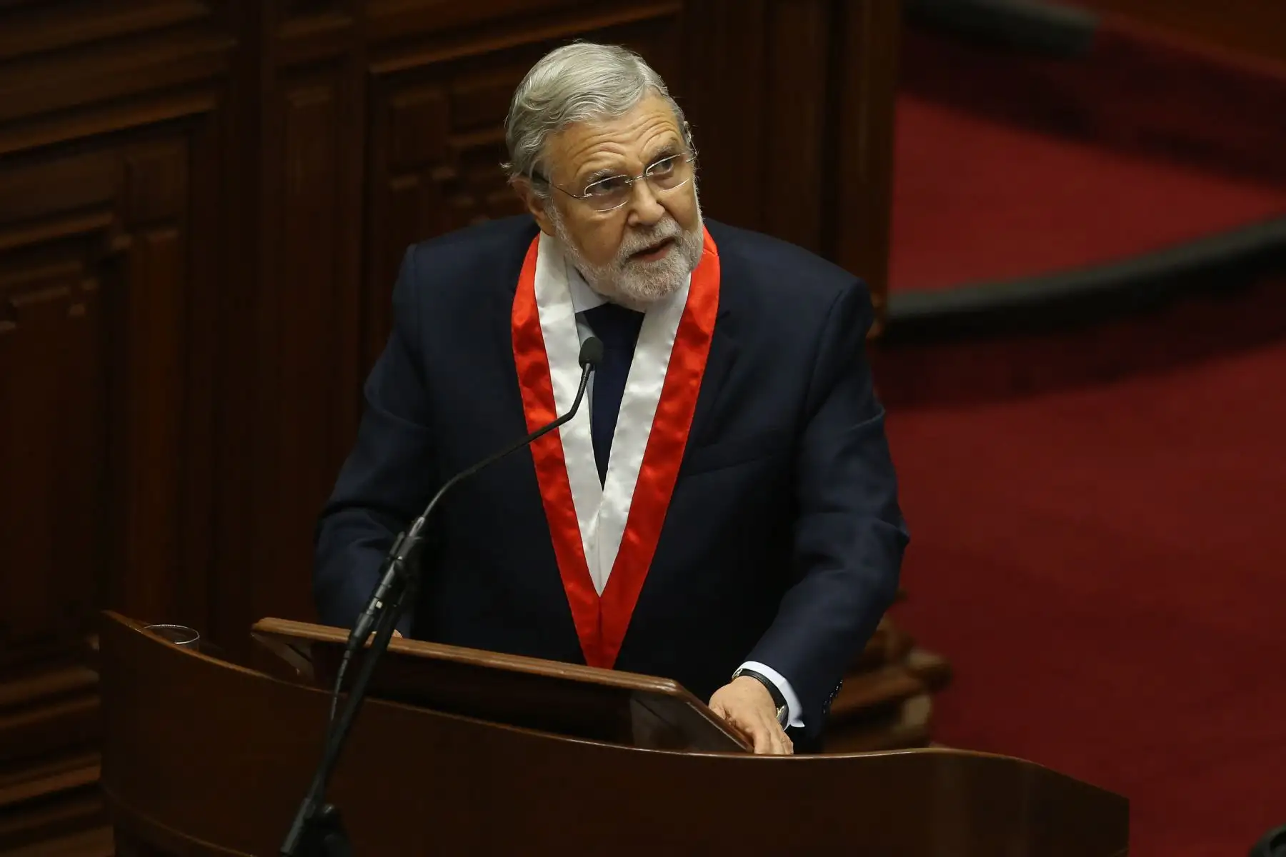 Ernesto Blume, presidente del tribunal Constitucional sustenta presupuesto para el año 2019, en pleno del congreso de la República Foto: ANDINA/Vidal Tarqui
