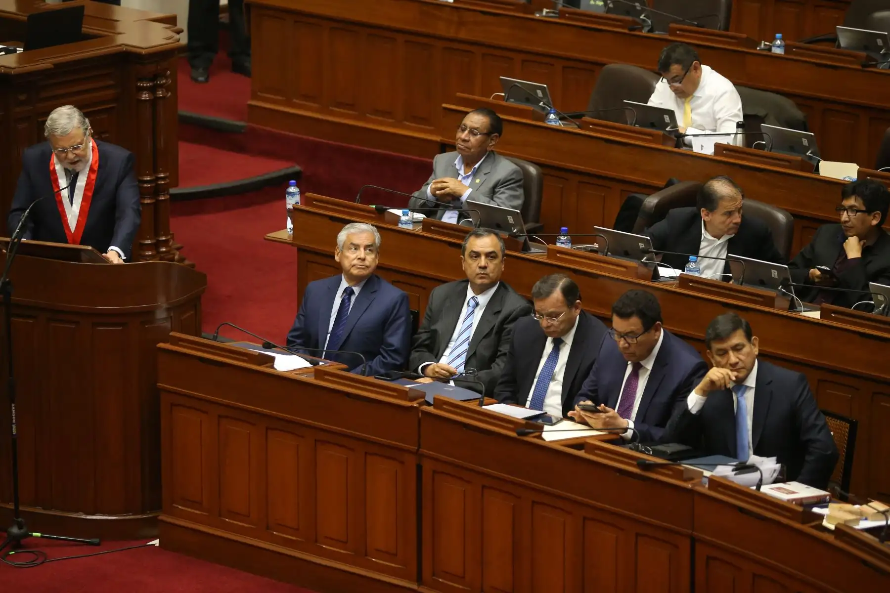 Ernesto Blume, presidente del tribunal Constitucional sustenta presupuesto para el año 2019, en pleno del congreso de la República Foto: ANDINA/Vidal Tarqui