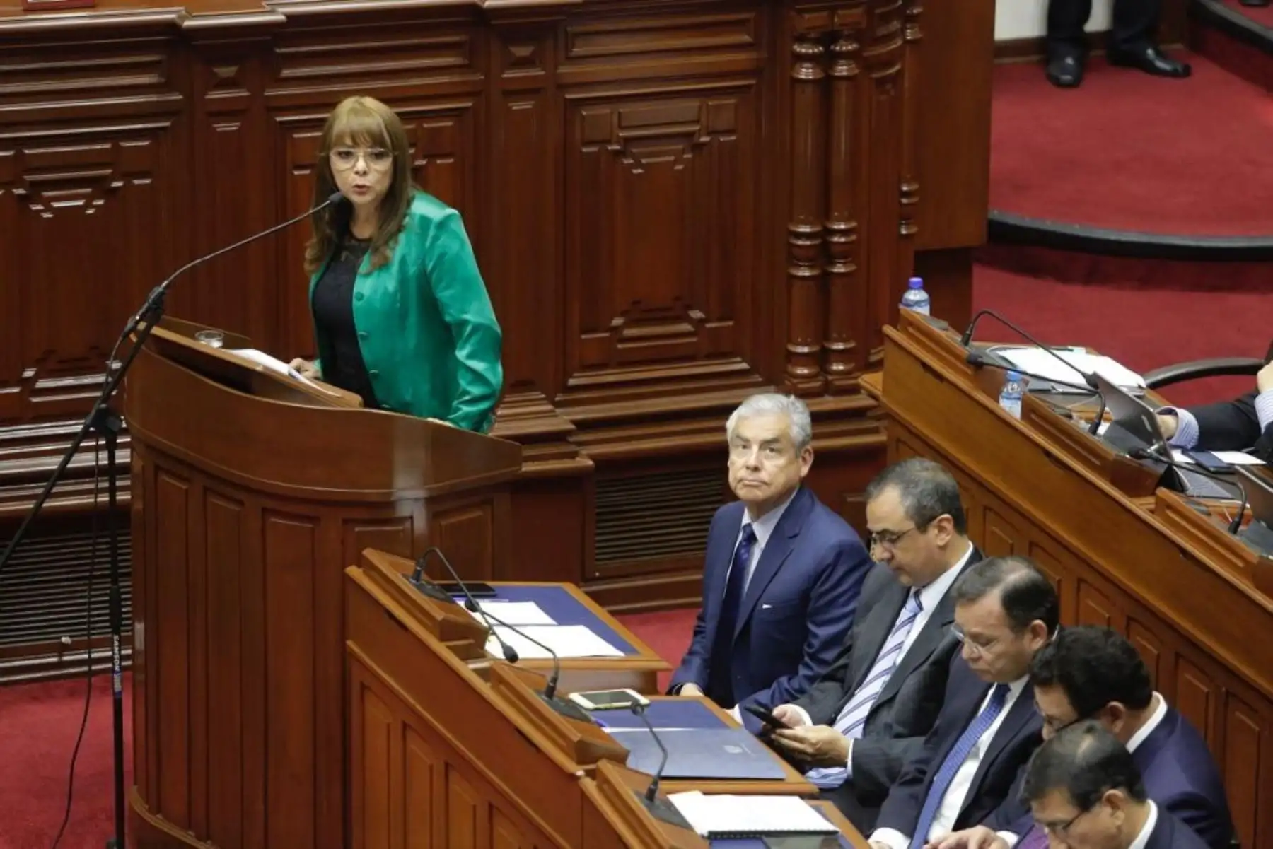 Ministra de Desarrollo e Inclusión Social, Liliana La Rosa ante el pleno del Congreso de la República. Foto: Cortesía.