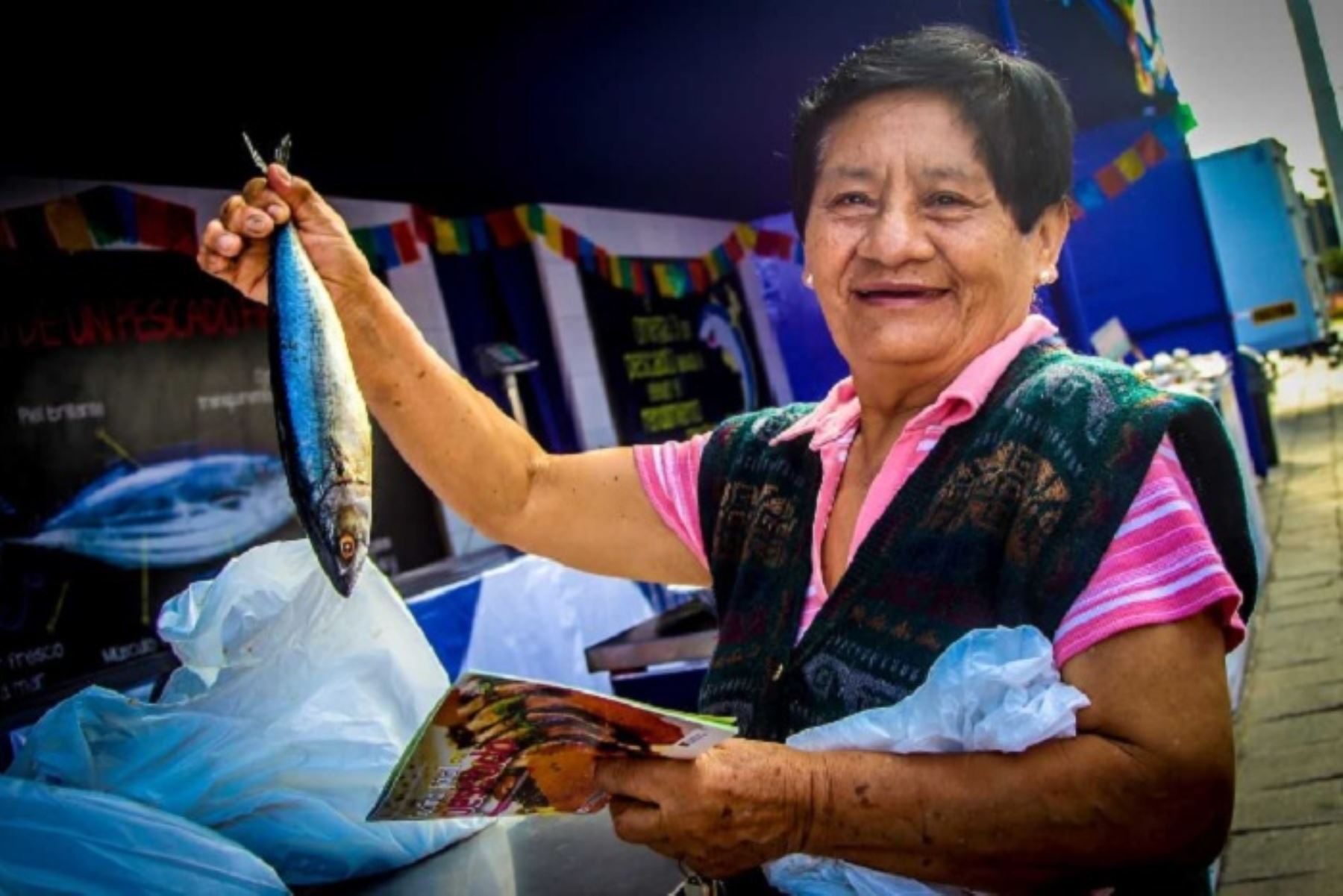 El festival “Mi Pescadería” llega a Cusco para ofrecer a la comunidad de Ccorao, en el distrito de San Sebastián, 800 kilos de pescado de alta calidad nutricional desde S/ 4 el kilo, gracias al Ministerio de la Producción, a través del Programa Nacional “A Comer Pescado”.