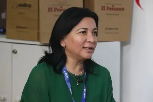 Directora de los programas de desarrollo gerencial de ESAN, Ana Reátegui. Foto: ANDINA/Jack Ramón