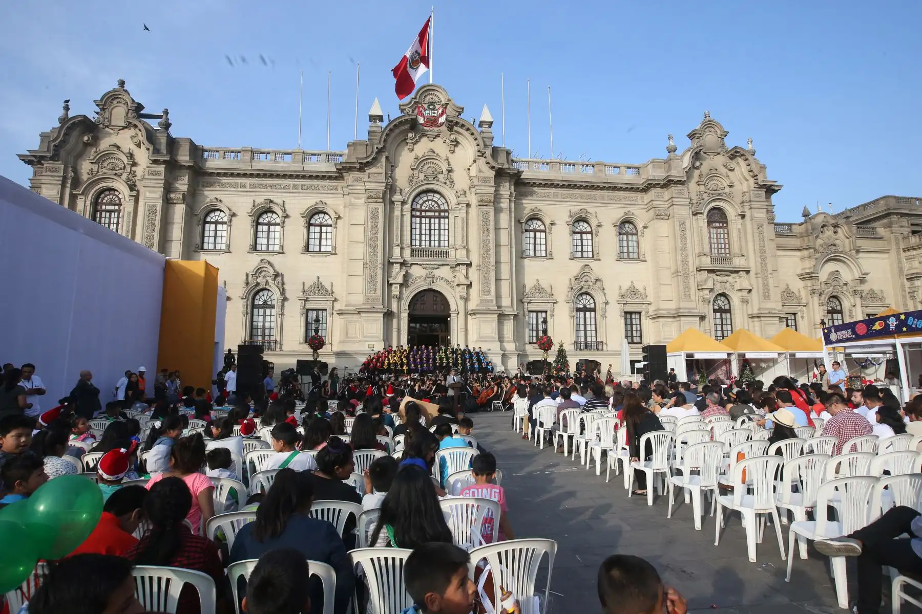 Evento intercultural “Mundo de Ilusiones”, realizado en Palacio de Gobierno, con la presencia de la dama Maribel Díaz, a niños y niñas:  Foto: ANDINA/Vidal Tarqui