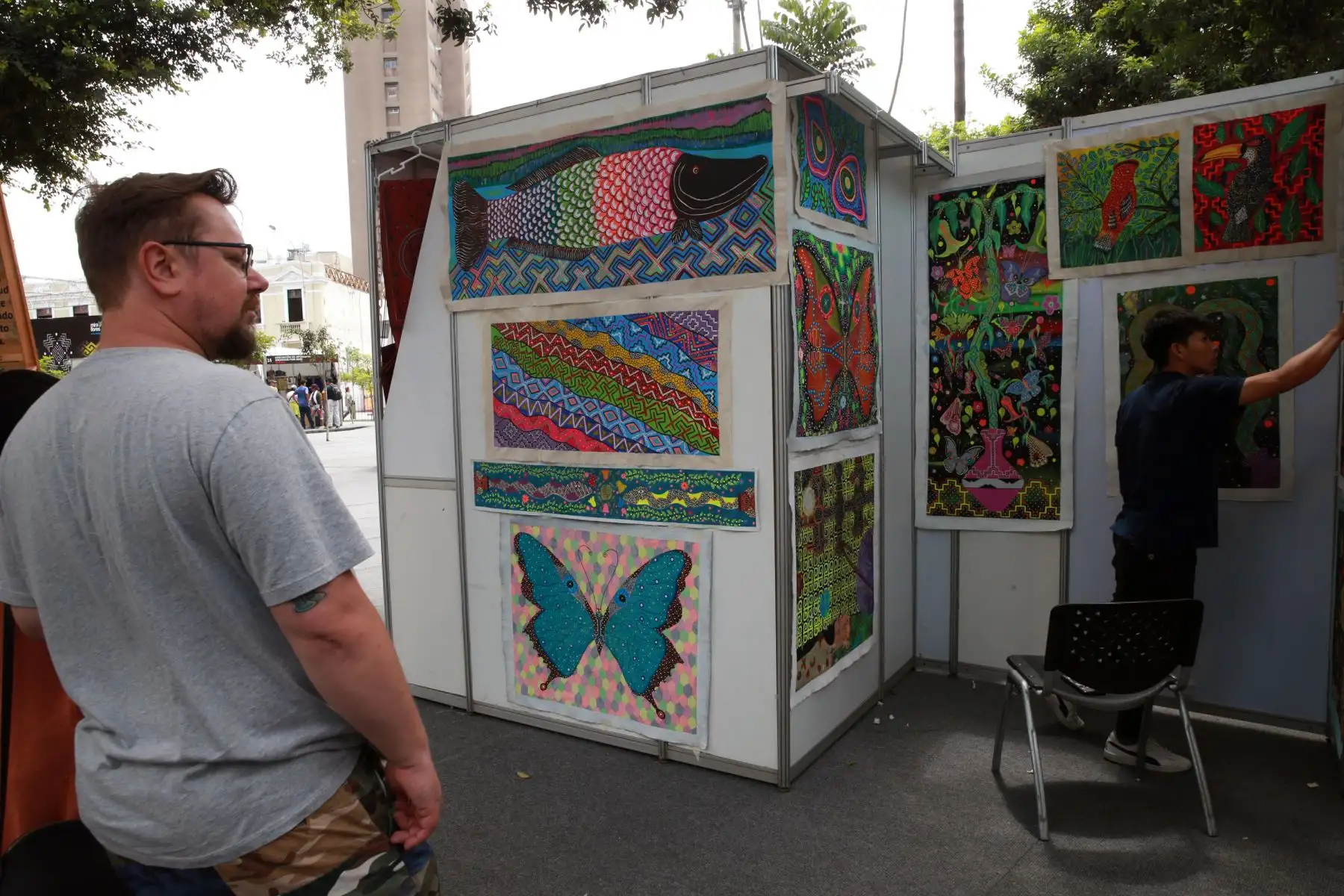 Feria Arte Nativa 2018 muestra variada oferta artesanal de productos que incluyen piezas de cerámica, textil, bisutería, trabajos en madera, fibra vegetal y pintura. Foto: ANDINA/Norman Córdova