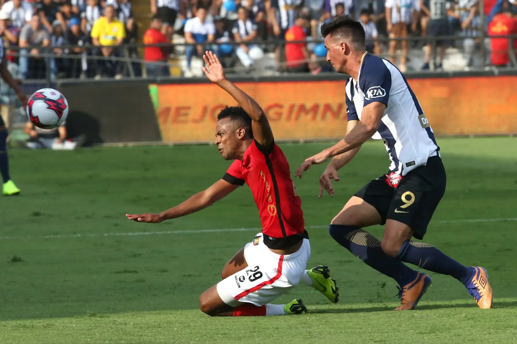 Alianza Lima y Melgar igualaron y definirán pase a la final el jueves en Arequipa. Foto: ANDINA/Vidal Tarqui