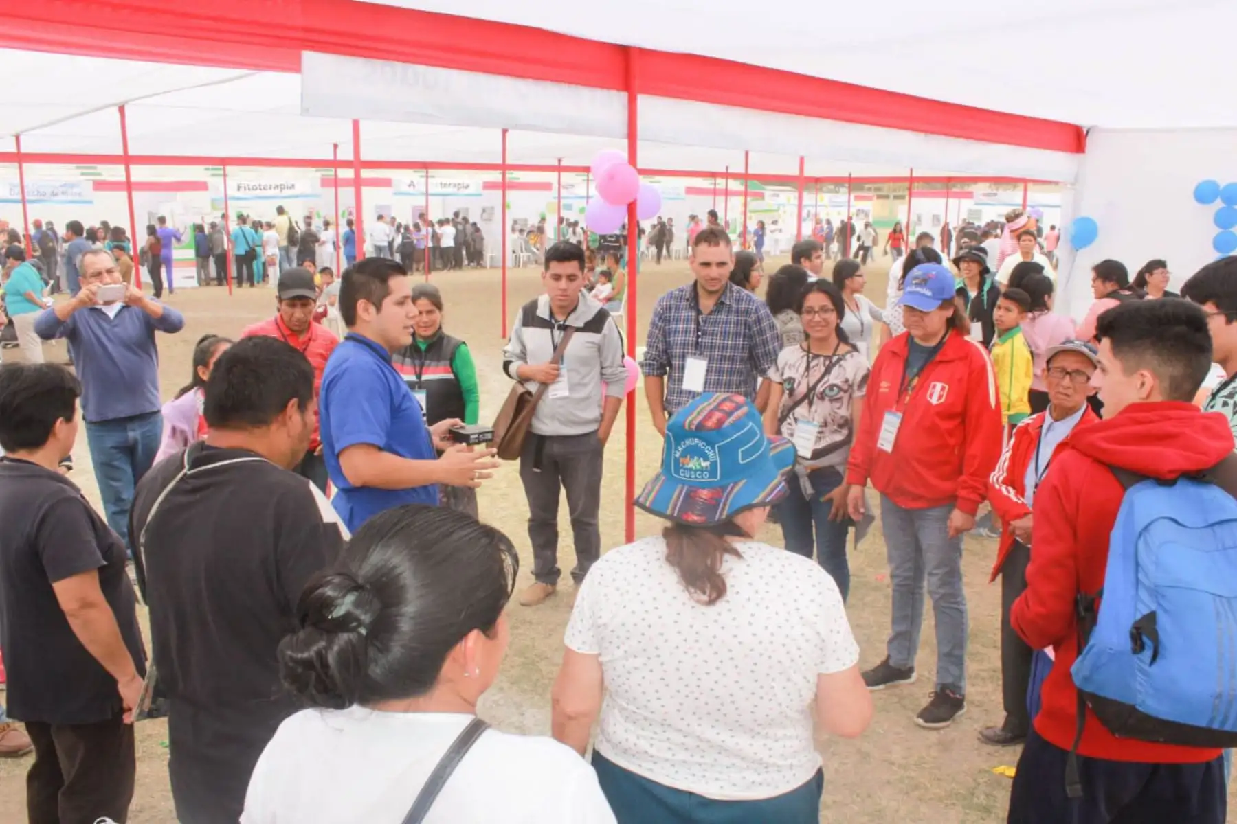 Actividad se realizó en el Estadio Ricardo Palma de Carabayllo.. Foto: Minsa