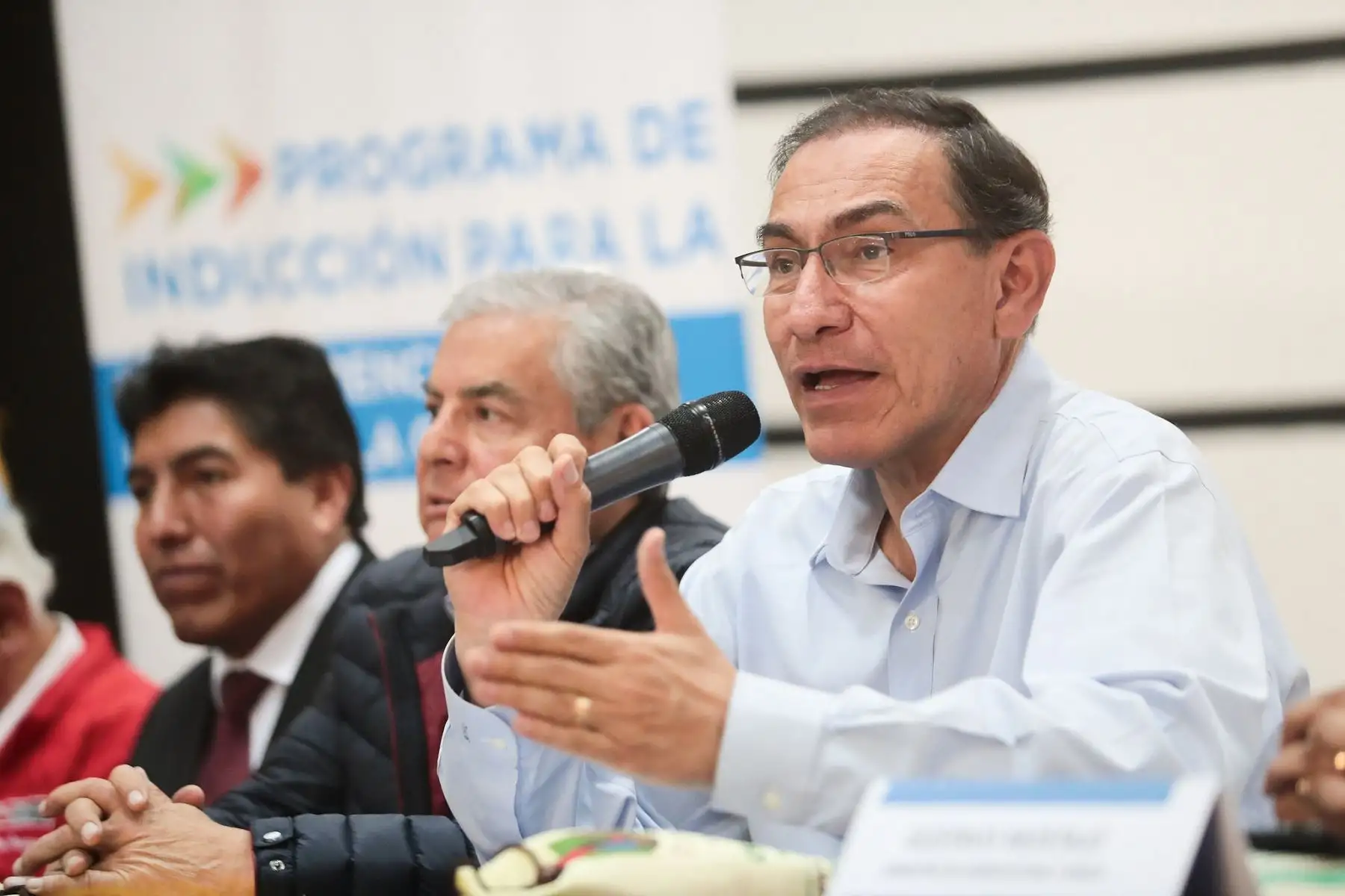 Presidente Martín Vizcarra participa de taller de inducción para autoridades municipales electas de la región Puno.