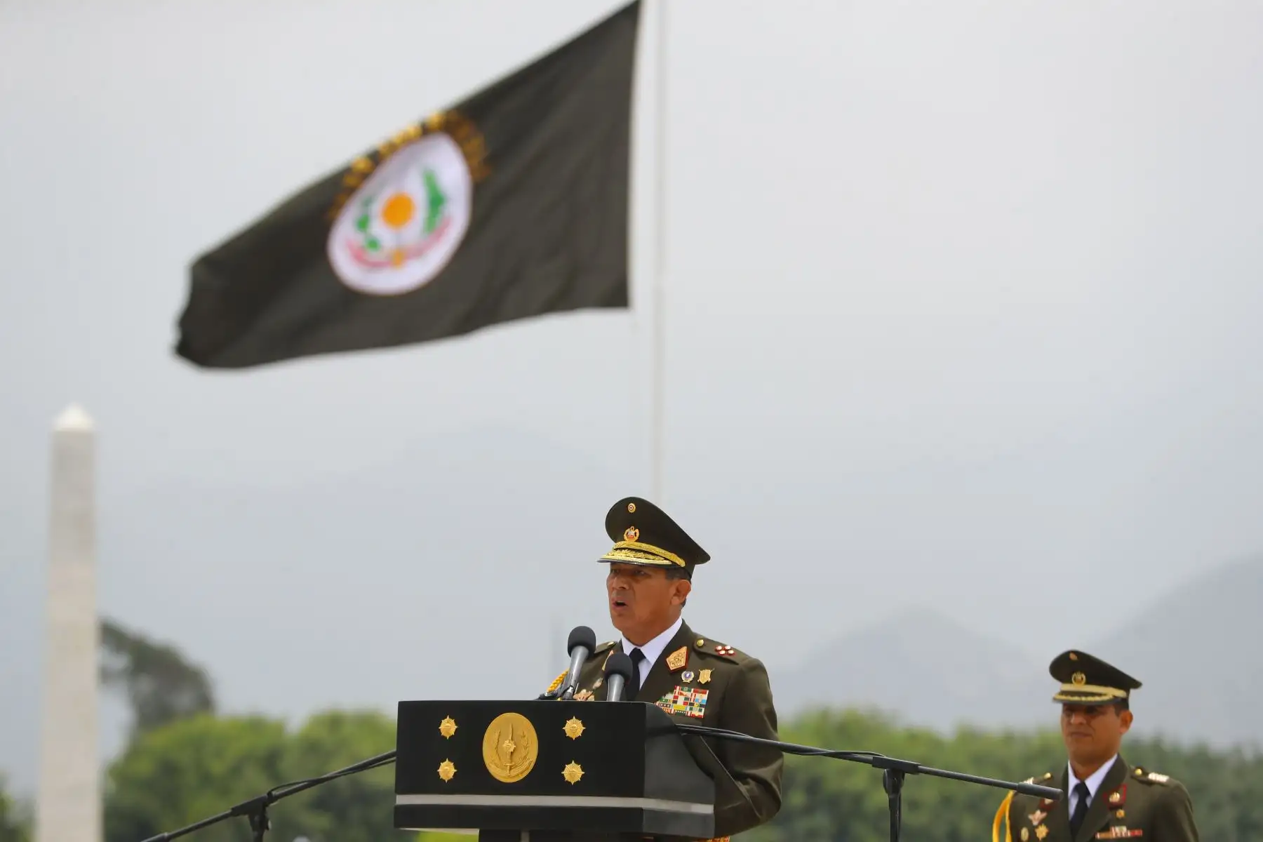El presidente de la República, Martín Vizcarra, participa en la ceremonia central por el día del Ejército del Perú y el 194° aniversario de la batalla de Ayacucho.Foto: ANDINA/Andrés Valle/Prensa Presidencia