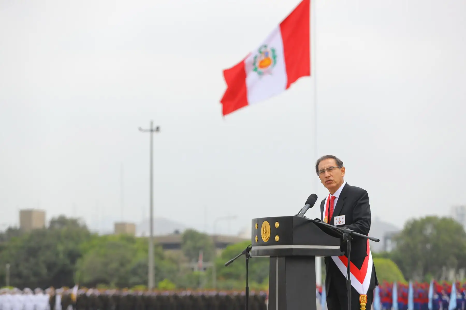 El presidente de la República, Martín Vizcarra, participa en la ceremonia central por el día del Ejército del Perú y el 194° aniversario de la batalla de Ayacucho.Foto: ANDINA/Andrés Valle/Prensa Presidencia