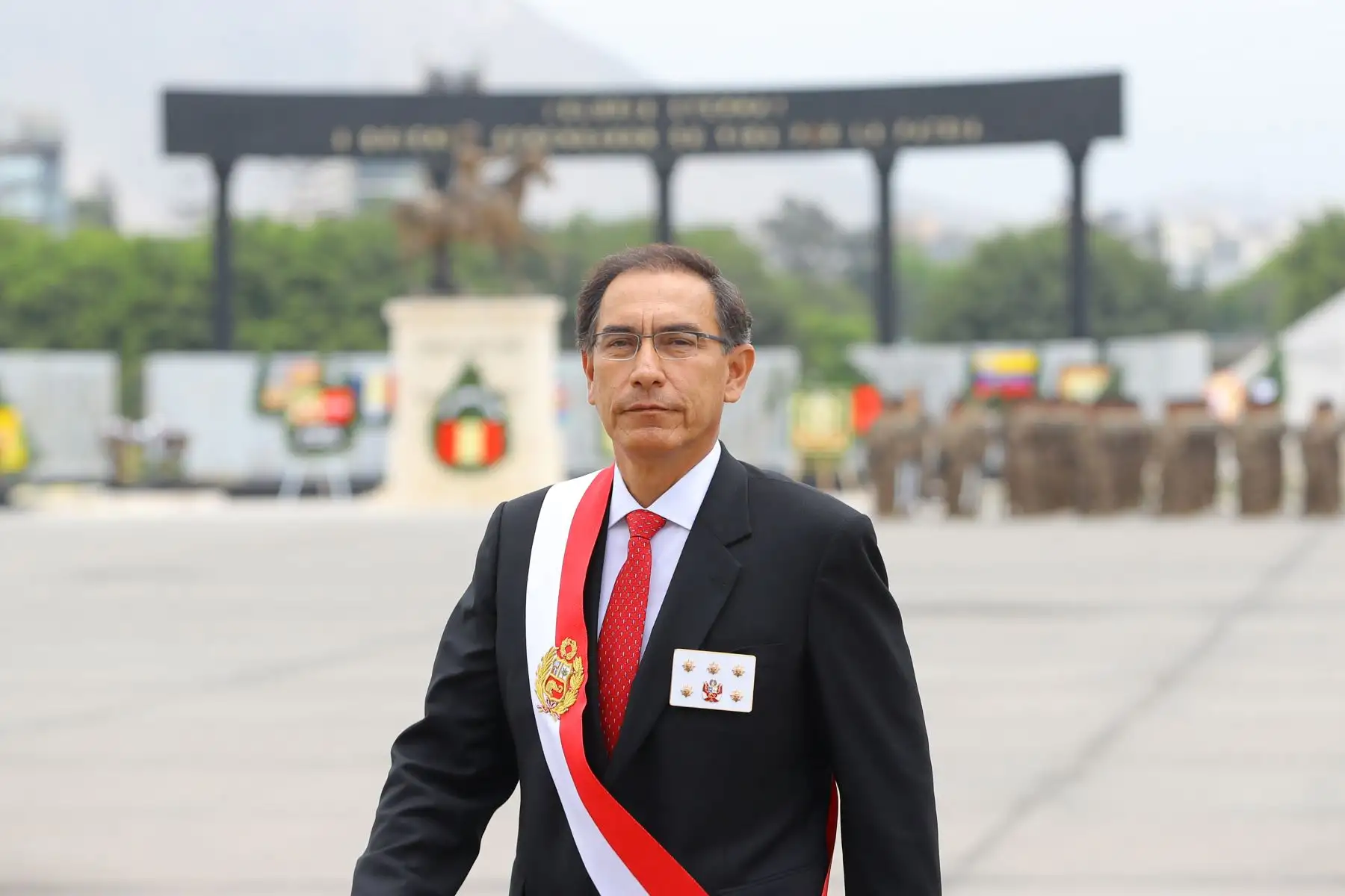 El presidente de la República, Martín Vizcarra, participa en la ceremonia central por el día del Ejército del Perú y el 194° aniversario de la batalla de Ayacucho.Foto: ANDINA/Andrés Valle/Prensa Presidencia