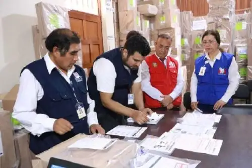 Trujillo: autoridades revisan material electoral para referéndum