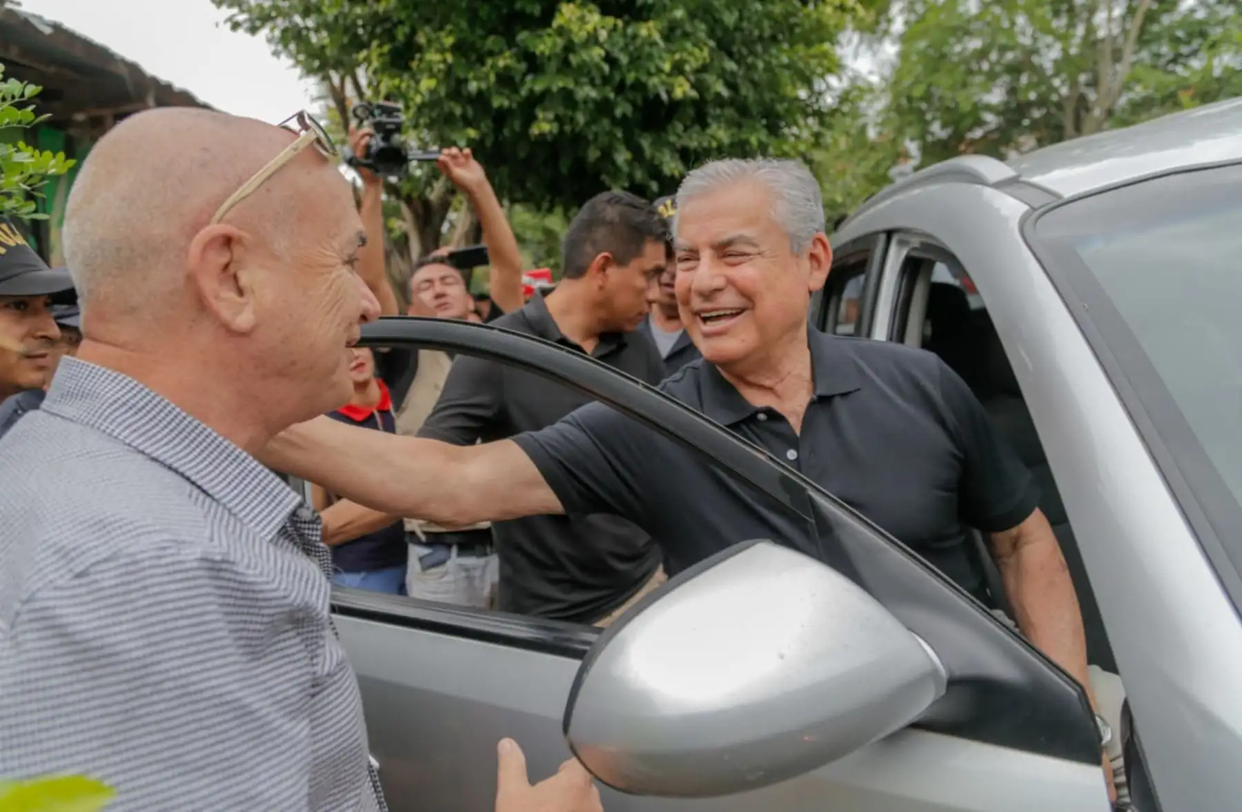 El jefe del Gabinete Ministerial, César Villanueva, sufrago en el referéndum 2018 en la región San Martin .Foto: ANDINA/PCM
