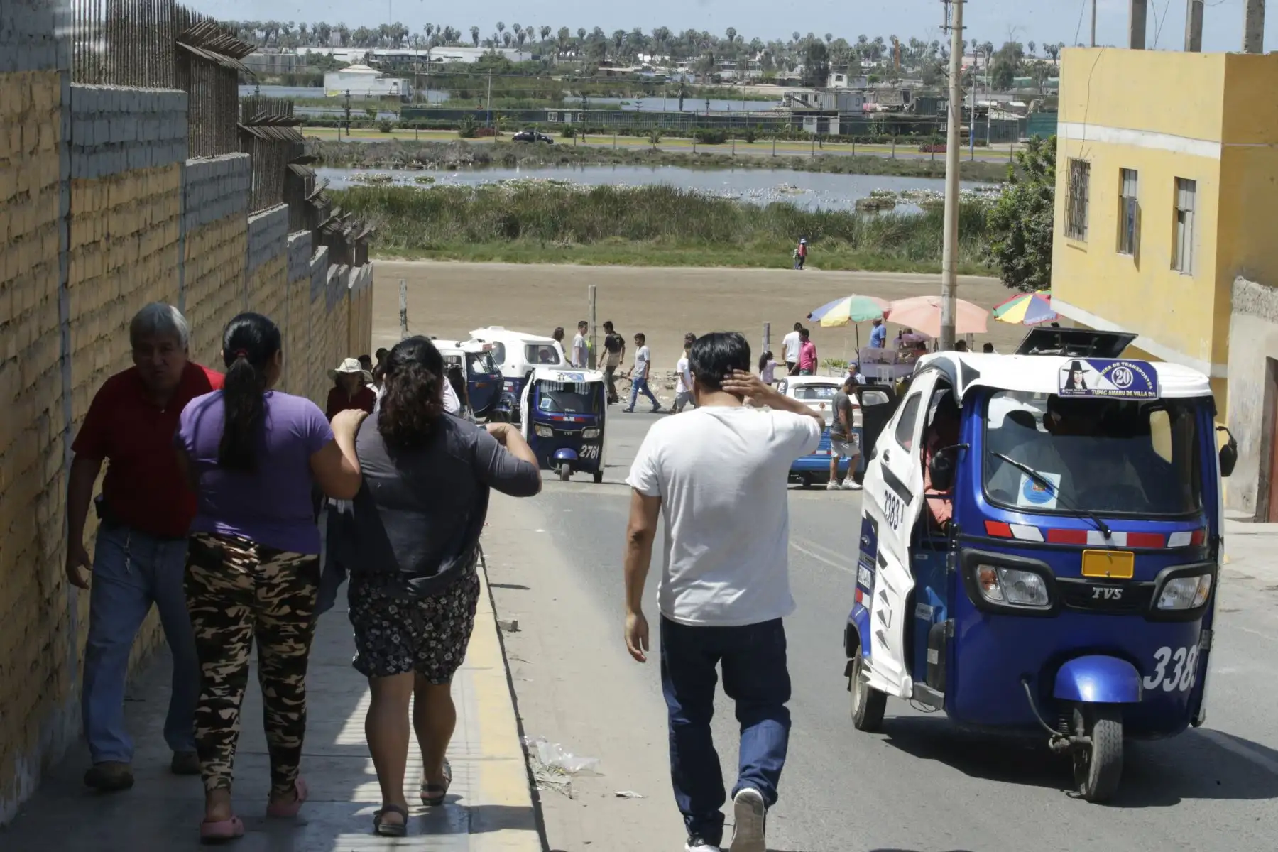 Ciudadanos de Chorrillos votan al Referendum 2018.  Foto: ANDINA/Melina Mejía
