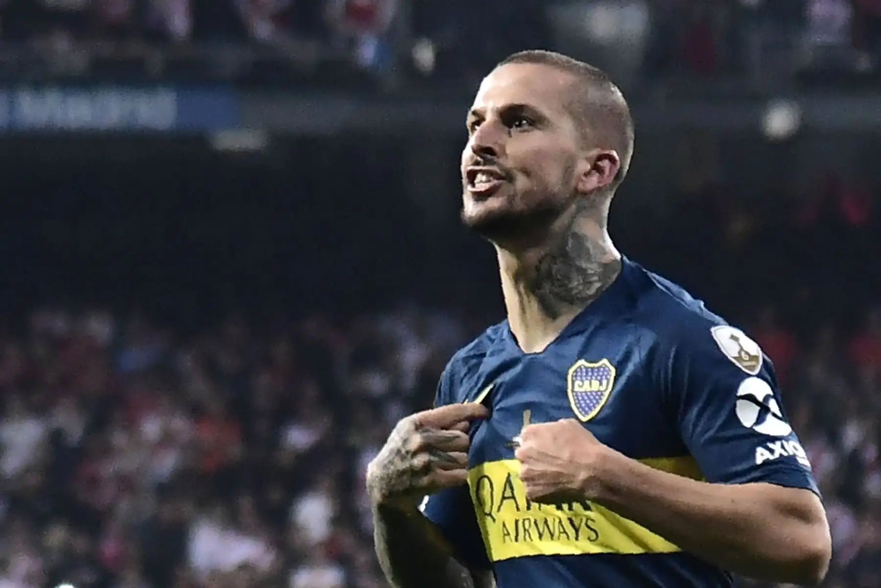 Dario Benedetto de Boca Juniors celebra después de anotar contra River Plate durante el partido de la segunda etapa de la final de la Copa Libertadores de Argentina, en el estadio Santiago Bernabeu de Madrid, el 9 de diciembre de 2018. AFP