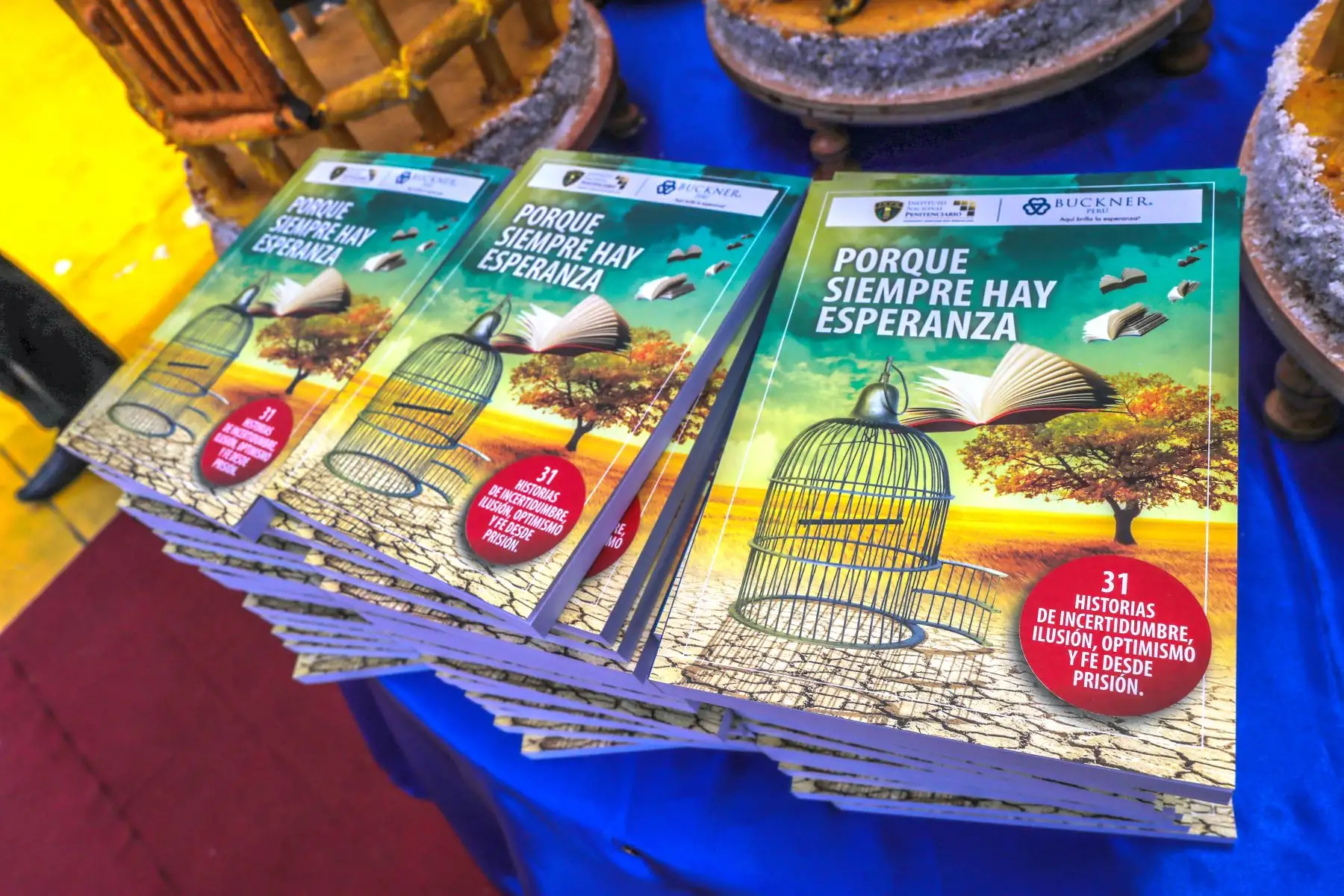 Un libro con 31 historias de internos que reflejan sus vivencias en reclusión, fue presentado por el Instituto Nacional Penitenciario (INPE), y Buckner Perú en el penal del Callao. Foto: ANDINA/INPE