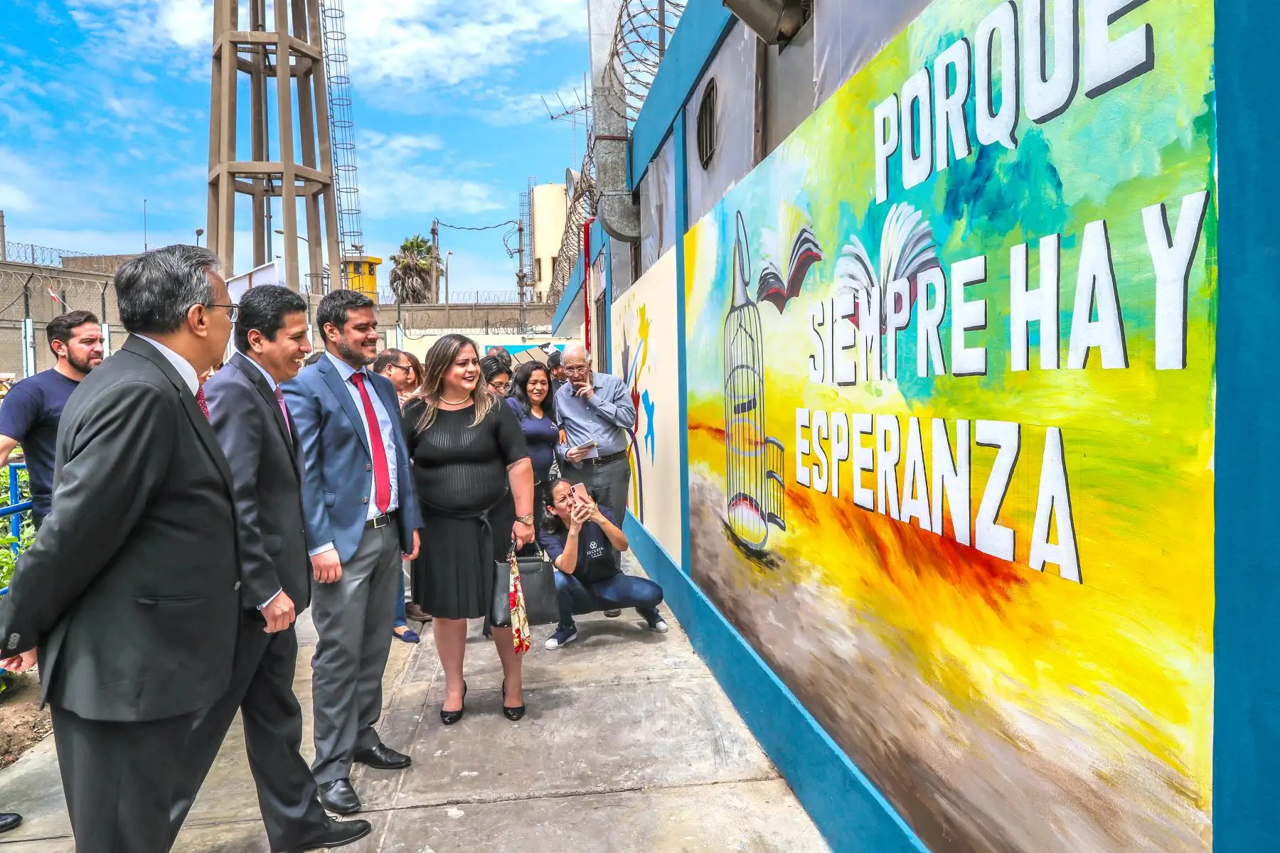 Un libro con 31 historias de internos que reflejan sus vivencias en reclusión, fue presentado por el Instituto Nacional Penitenciario (INPE), y Buckner Perú en el penal del Callao. Foto: ANDINA/INPE