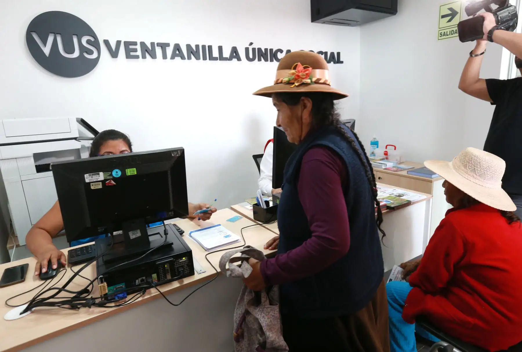 La ministra de Desarrollo e Inclusión Social, Liliana La Rosa  inaugurara la Ventanilla Única Social (VUS) en la ciudadela de Pachacútec en el distrito chalaco de Ventanilla con el objetivo de acercar los servicios de los programas sociales del MIDIS Foto: ANDINA/Norman Córdova