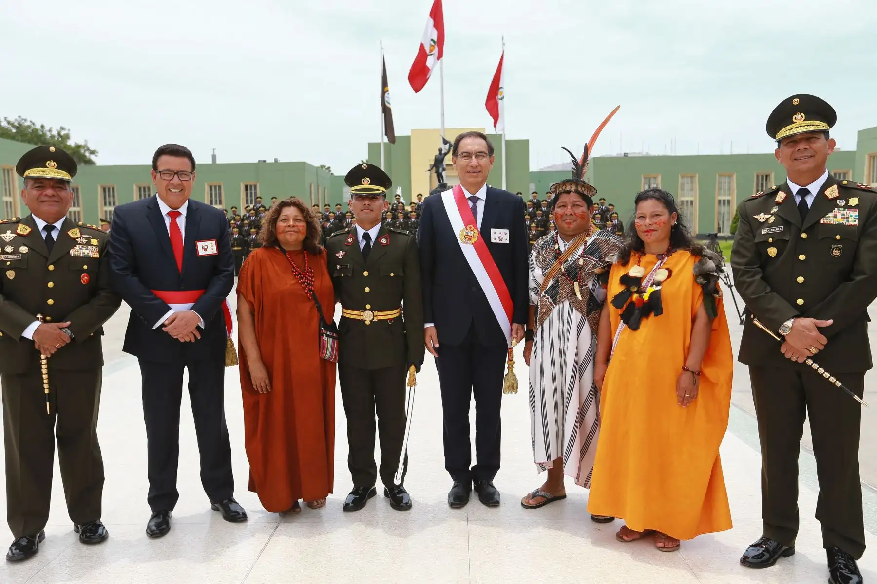 Jefe del Estado, Martín Vizcarra, encabeza la ceremonia de graduación de la 125° promoción de la Escuela Militar de Chorrillos.Foto: ANDINA/Carlos Lezama/Prensa Presidencia