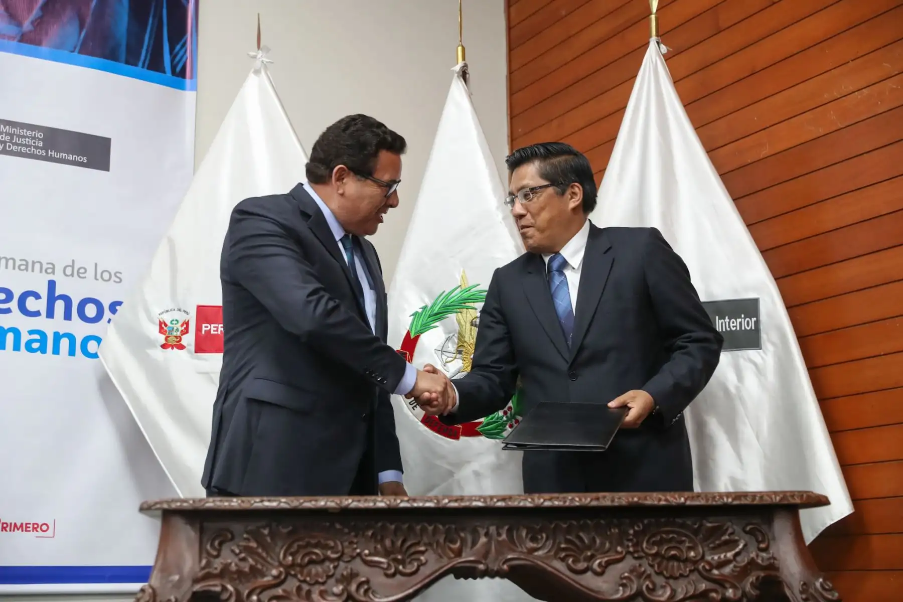 Ministros de Defensa y Justicia, firmaron convenio por los Derechos Humanos. Foto: ANDINA/MINDEF