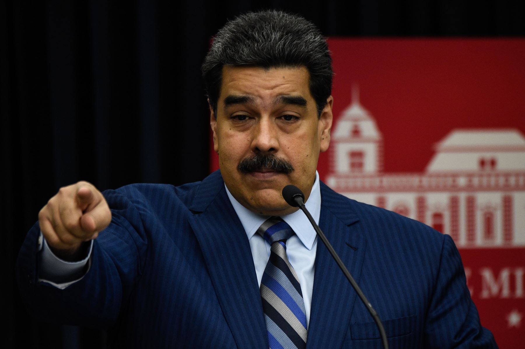 El presidente de Venezuela, Nicolás Maduro, habla durante una conferencia de prensa Foto: AFP