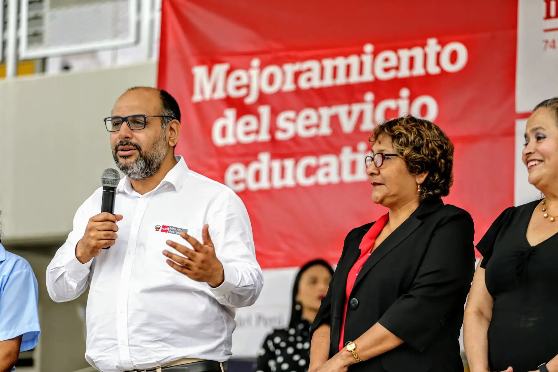 Ministro de Educación Daniel Alfaro, inaugura de manera simultánea seis instituciones educativas desde el moderno colegio I.E. 3022 José Sabogal en el distrito de San Martín de Porres. Foto: ANDINA/Luis Iparraguirre