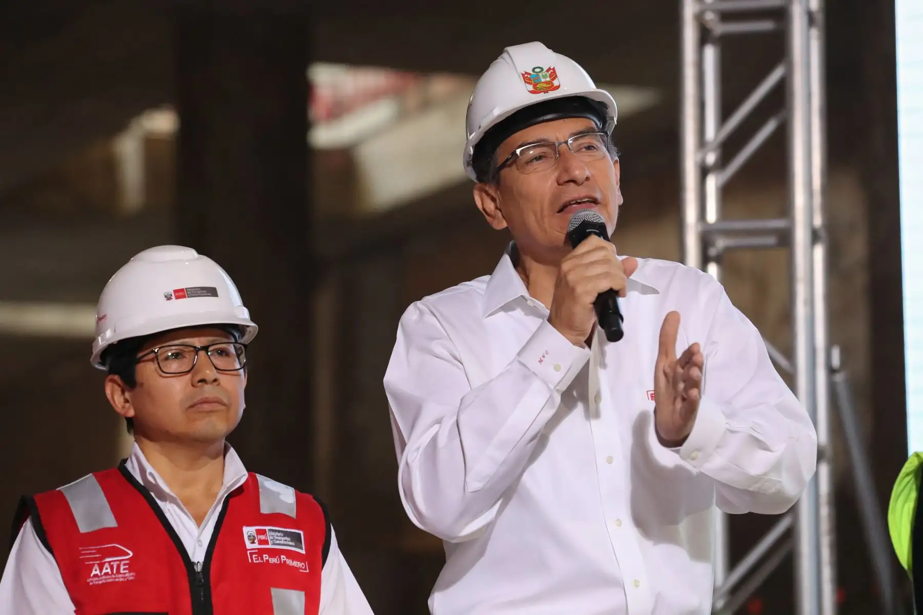 El presidente de la República, Martín Vizcarra, supervisa los trabajos que se realizan en la Línea 2 del Metro de Lima y participa en la presentación del nuevo cronograma de ejecución de esta gran obra.Foto: ANDINA/Juan Carlos Guzman/Prensa Presidencia