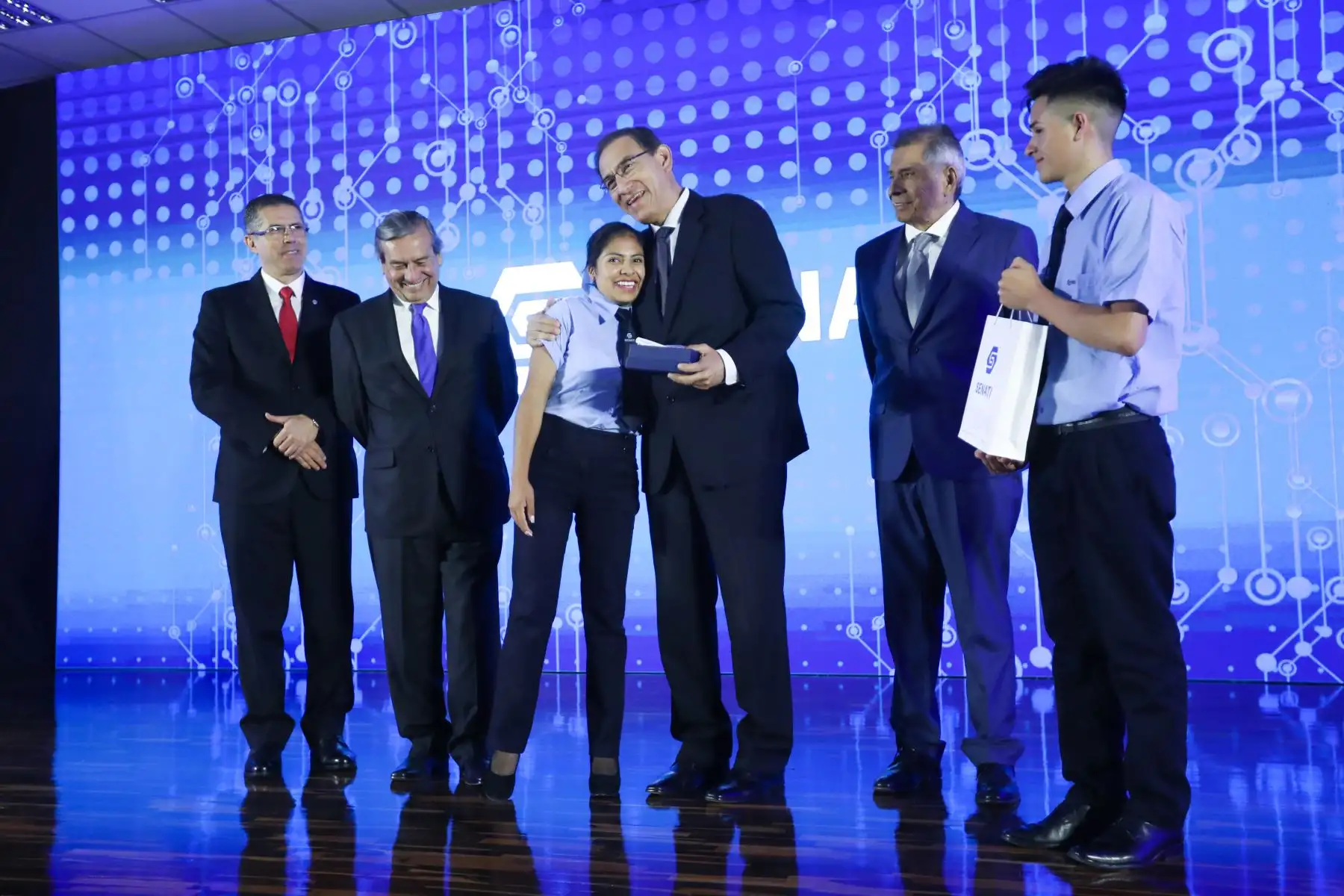 Jefe de Estado, Martín Vizcarra, participa en la ceremonia por el 57° Aniversario de creación del Senati. Foto: ANDINA/Juan Carlos Guzman/Prensa Presidencia