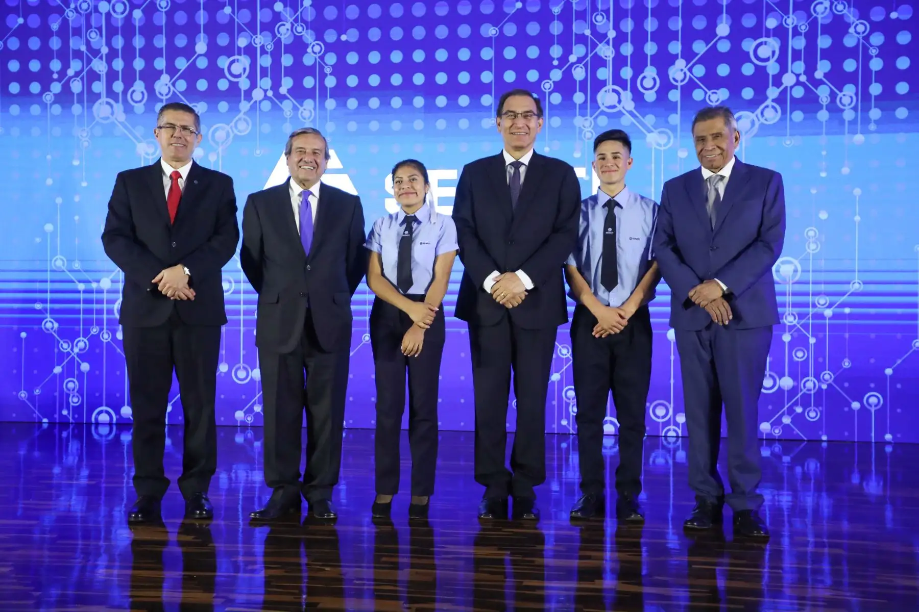 Jefe de Estado, Martín Vizcarra, participa en la ceremonia por el 57° Aniversario de creación del Senati. Foto: ANDINA/Juan Carlos Guzman/Prensa Presidencia
