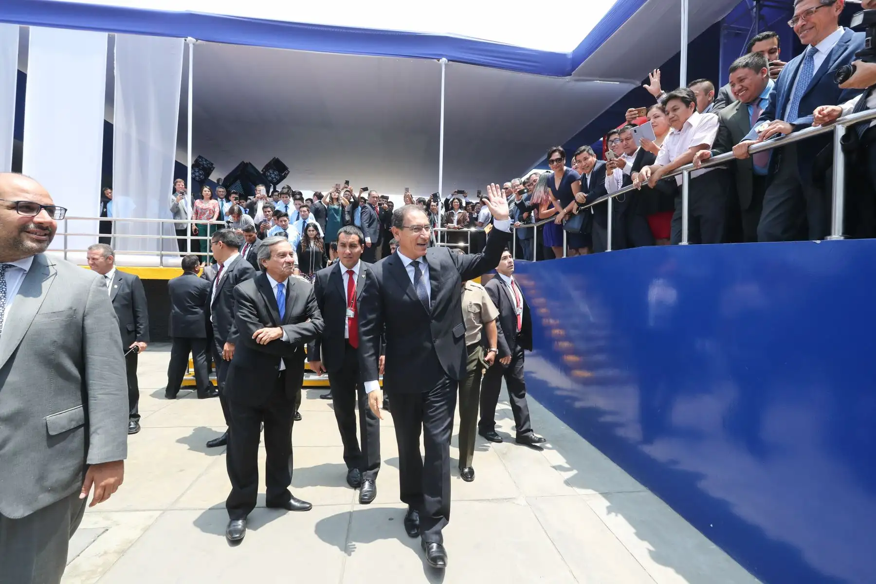 Jefe de Estado, Martín Vizcarra, participa en la ceremonia por el 57° Aniversario de creación del Senati. Foto: ANDINA/Juan Carlos Guzman/Prensa Presidencia